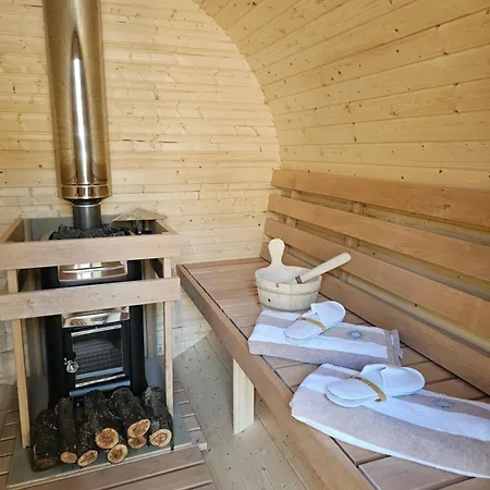 Oskar Sunny House - Adults Only Gabonjin