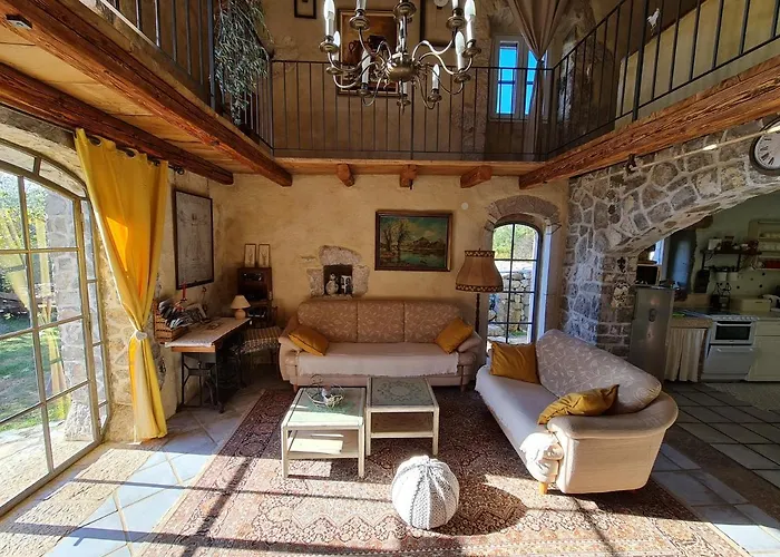 Oskar Sunny House - Adults Only