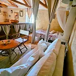 Case de vacanță Oskar Sunny House - Adults Only Gabonjin