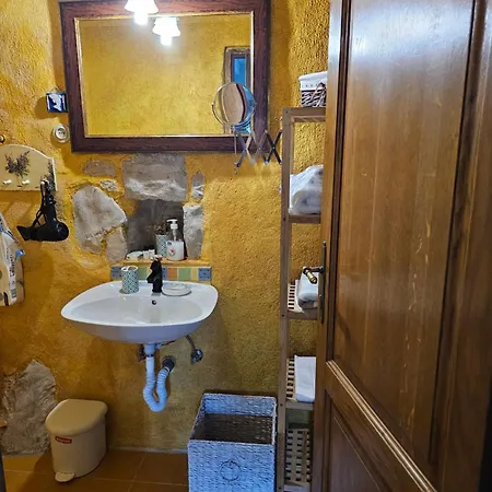 Oskar Sunny House - Adults Only *