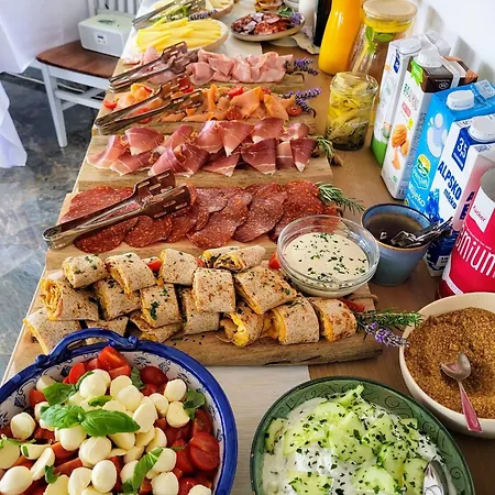 Tatil Evi Oskar Sunny House - Adults Only Gabonjin